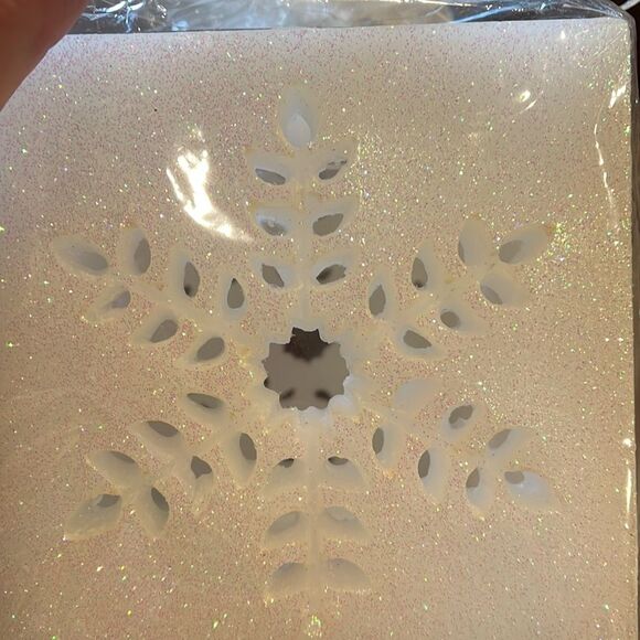 NIP Colonial Candle snowflake luminary - Picture 3 of 3